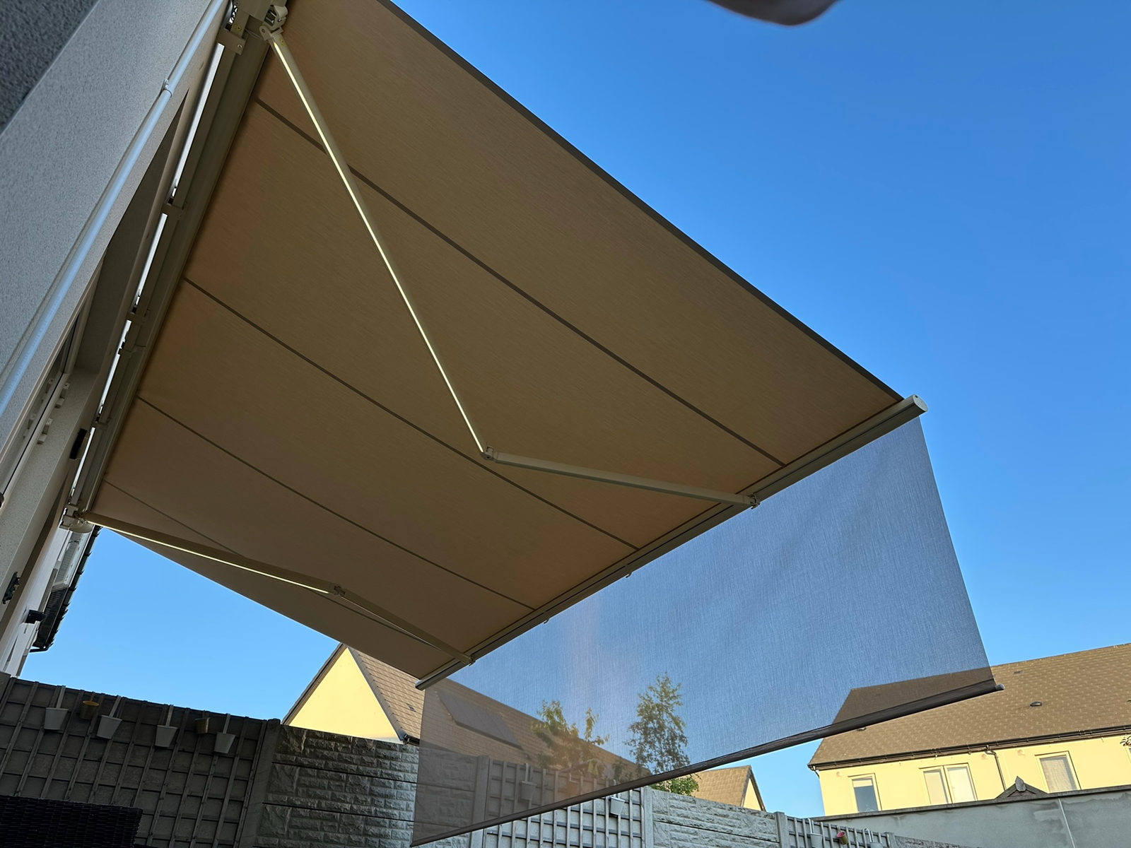 Cream Awning with Illuminated Rollable Front in Citywest