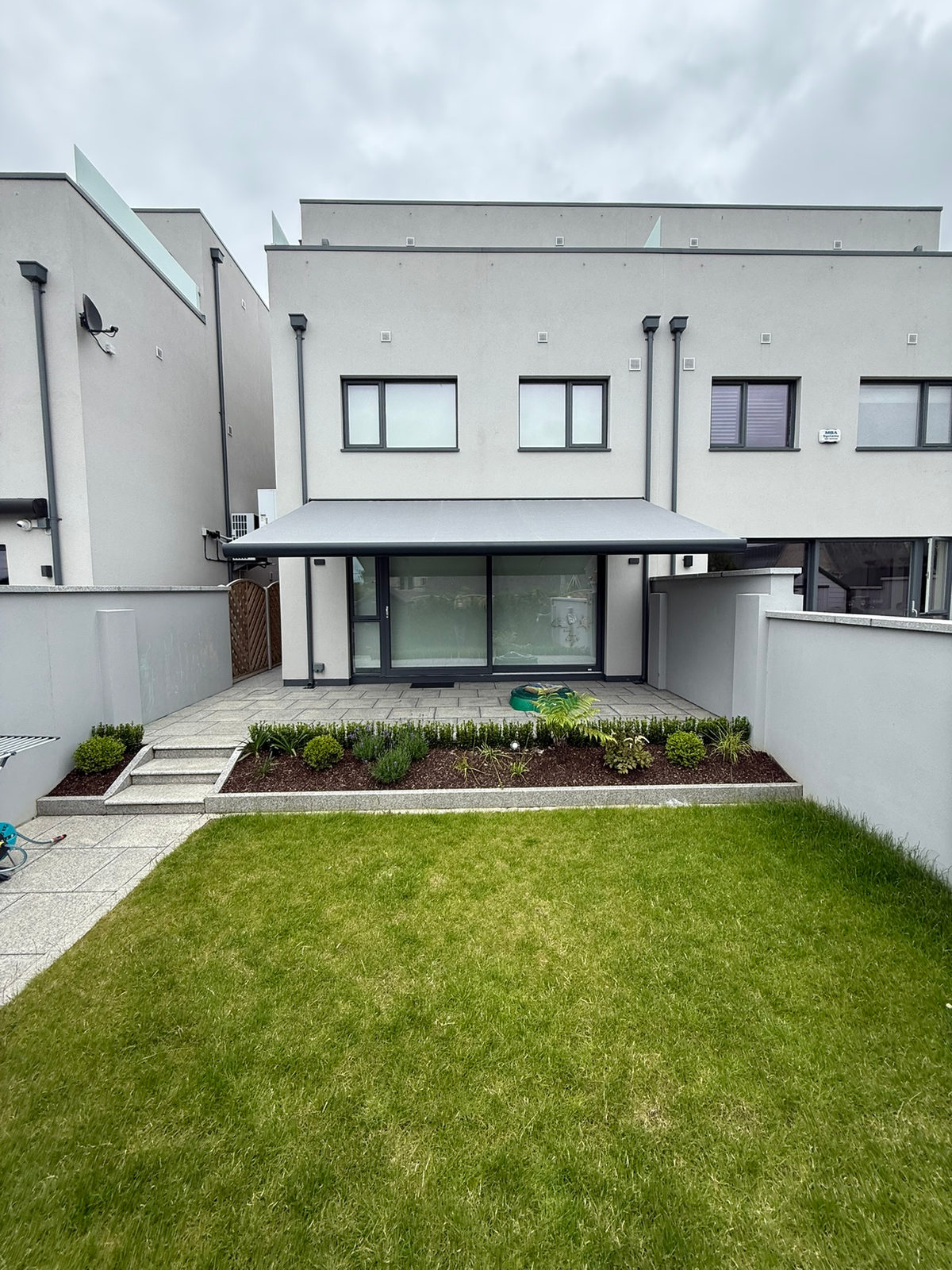 PRO Awning with Dimmable Front LEDs in Dún Laoghaire