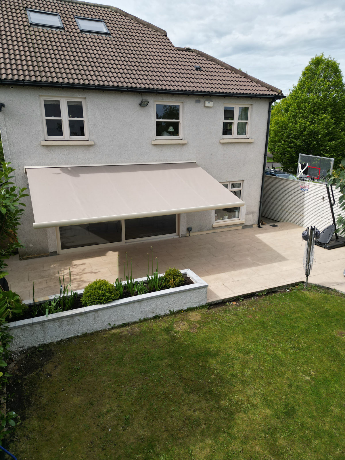 Cream Full Cassette with Dimmable Arm LEDs in Ratoath