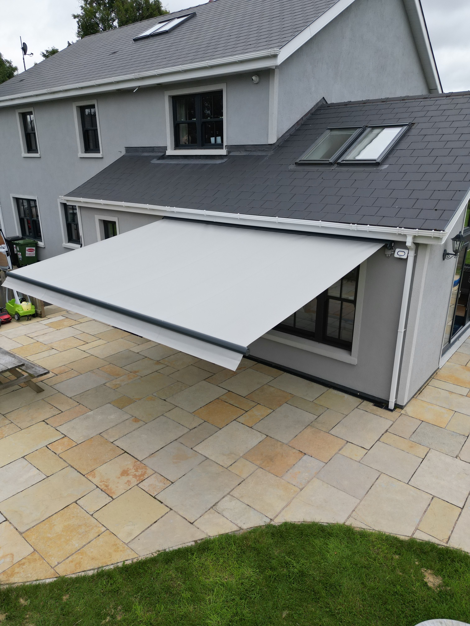 Awning in anthracite colour