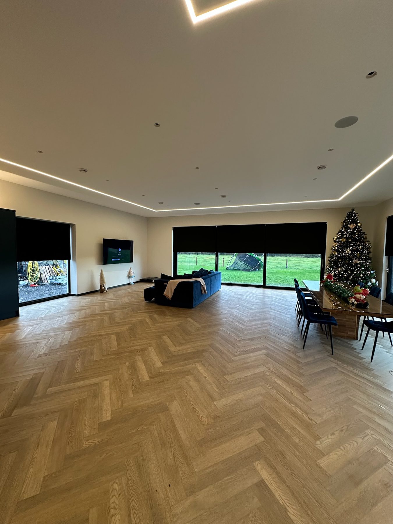 Electric Blinds Installation Ashbourne Meath – Fast Blackout Roller Blinds with Smart Hub — photo 1